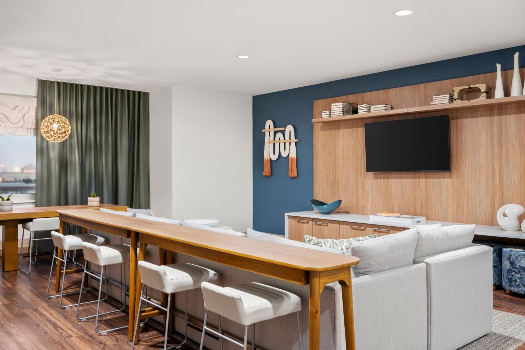 Отель Element Springfield South Экстерьер фото