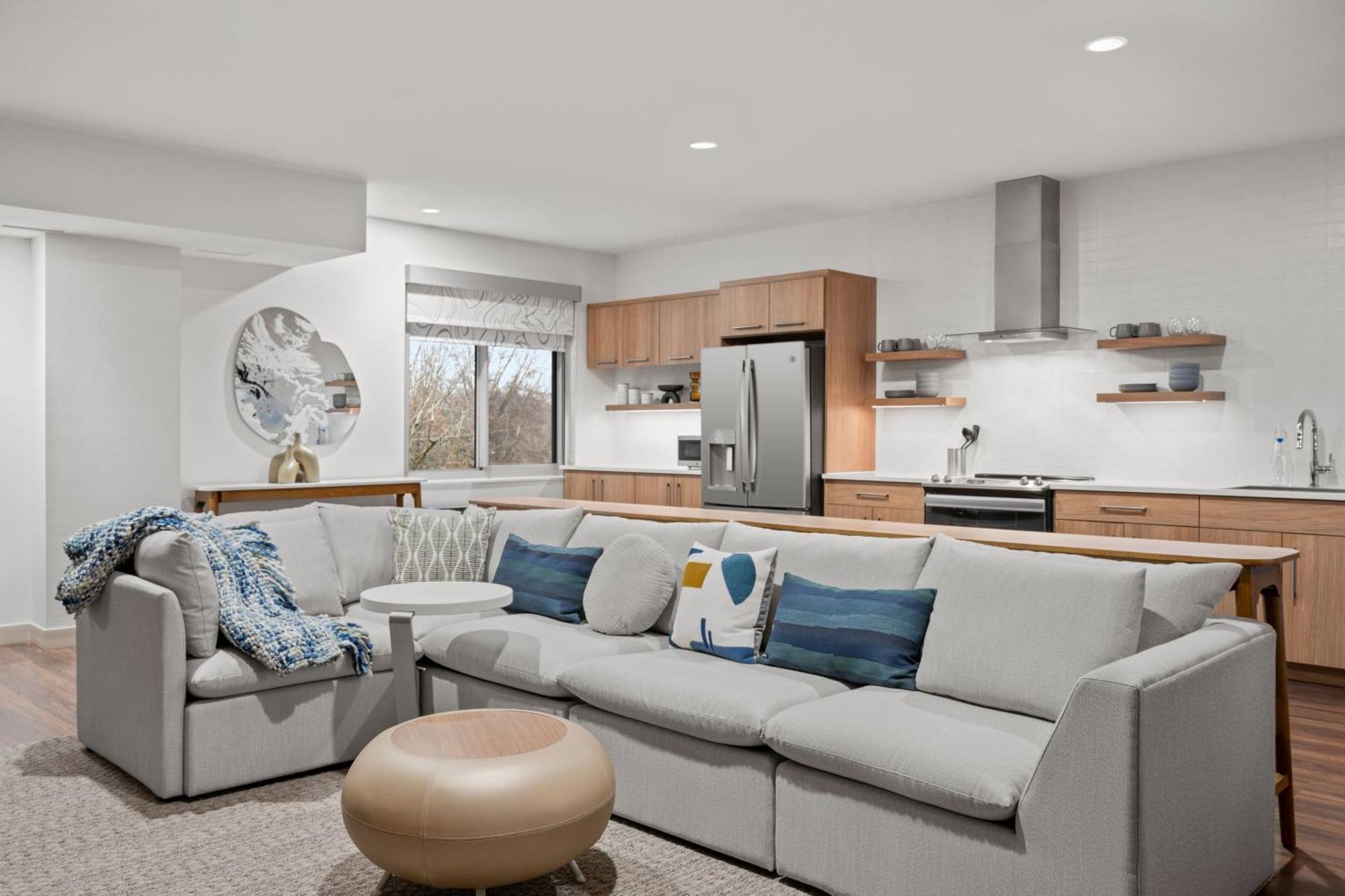 Отель Element Springfield South Экстерьер фото